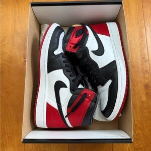 Women’s Air Jordan 1 Retro High ‘Satin Black Toe’